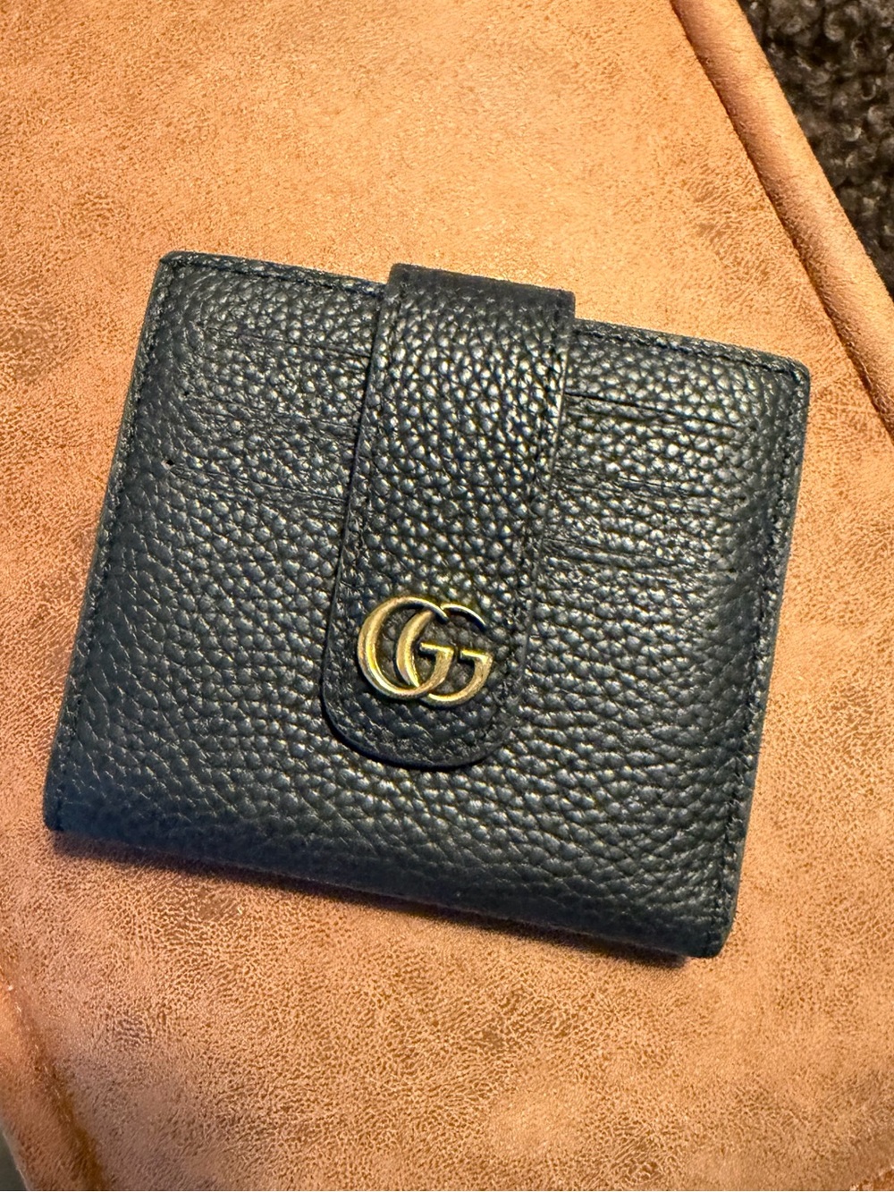 Gucci Dark Navy Pebbled Leather GG Snap Card Holder
